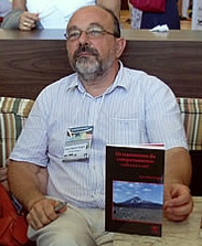 Escola de Estudos Psicanalticos Convidado Jean-Marie Forget, psiquiatra, psicanalista, analista membro da Association Lacanienne Internationale, membro da EPEP (École de Psychanalyse de l’enfant de Paris), codiretor da...